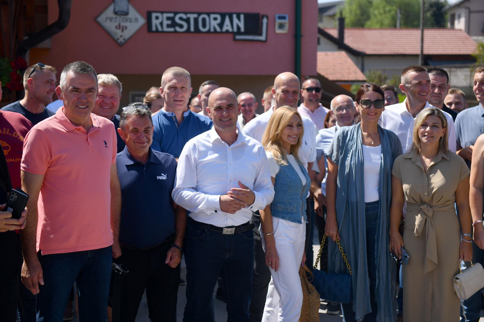 24.8.2024., Donji Zvecaj, Duga Resa - Zajednicko druzenje clanova Domovinskog pokreta u Restoranu "DP". Stipo Mlinaric,  Josip Dabro Photo: Josip Mikacic/PIXSELL