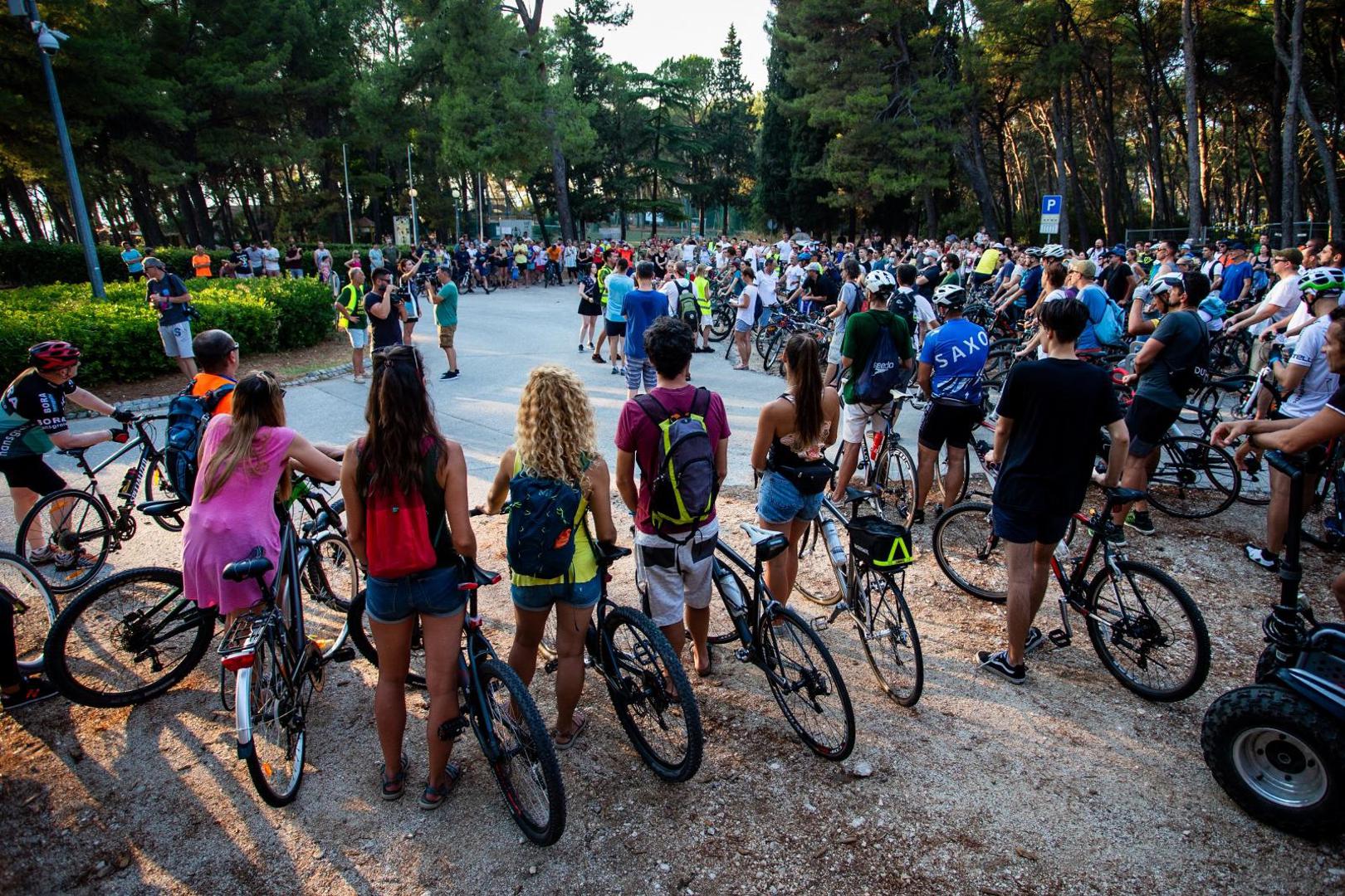 01.08.2020., Split - Prosvjed “Za Marjan bez auta”, s ciljem vracanja zabrane prometovanja osobnih automobila po park sumi Marjan.
Photo: Milan Sabic/PIXSELL