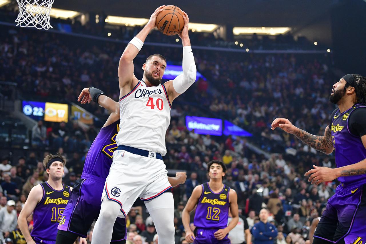 NBA: Los Angeles Lakers at Los Angeles Clippers