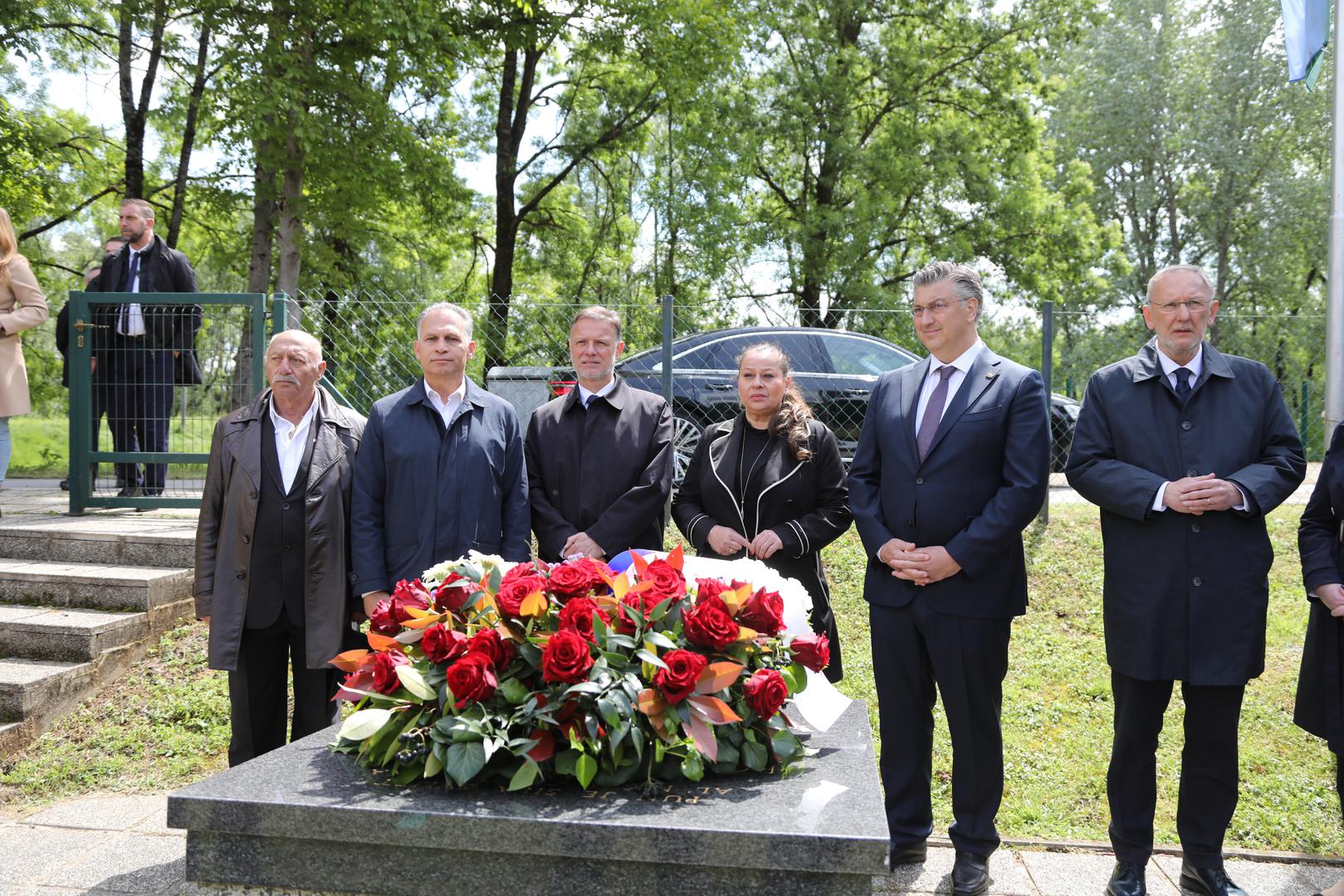 21.04.2024., Jasenovac - Povodom dana sjecanja na zrtve ustaskog logora u Jasenovcu odrzana je komemoracija te kolona sjecanja. Photo: Luka Batelic/PIXSELL