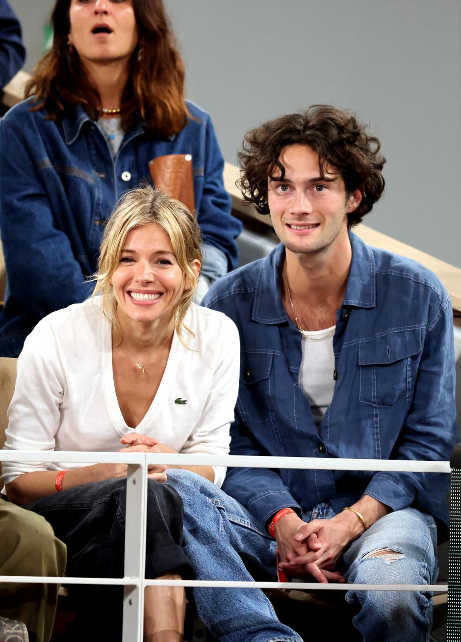 Sienna Miller čeka drugo dijete s 15 godina mlađim