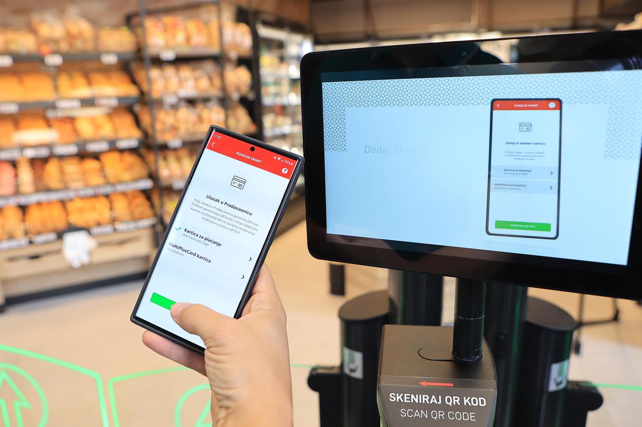 Zagreb: Svečano otvorenje Konzum smart, trgovine koja nema blagajni niti djelatnika