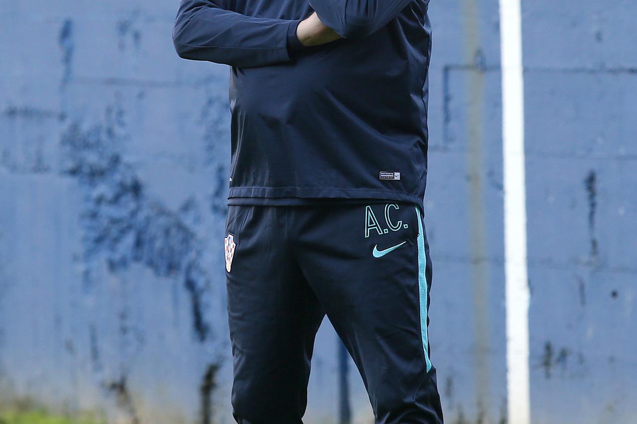 20.05.2016., Zagreb, stadion Maksimir - Trening hrvatske nogometne reprezentacija na pomocnom igralistu Hitrec Kacian. Ante Cacic. Photo: Igor Kralj/PIXSELL