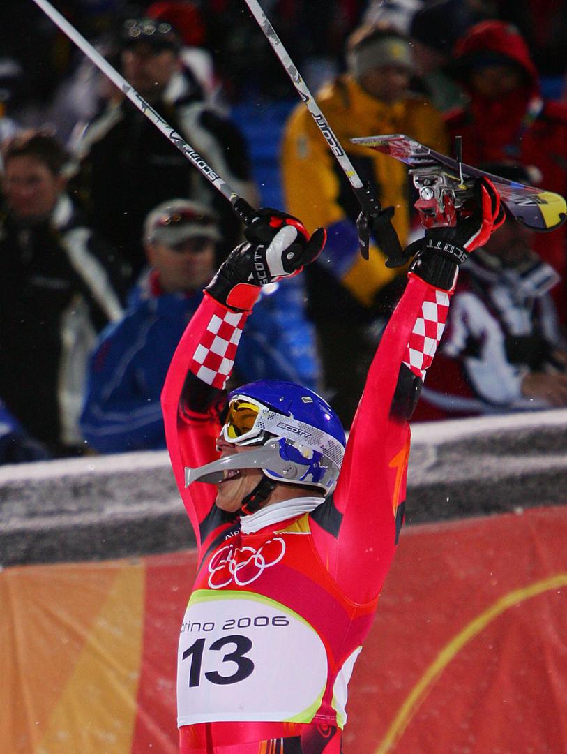 25.02.2006.,Torino,Italija - ZOI Torino 2006,  Setstriere. Ivica Kostelic nakon ulasa u ciljnu ravninu , druge voznje slavi prvo vrjeme,Ivica Kostelic zavrsio je slalom na 6 mjestu.rPhoto Zeljko Lukunic/Vecernji list