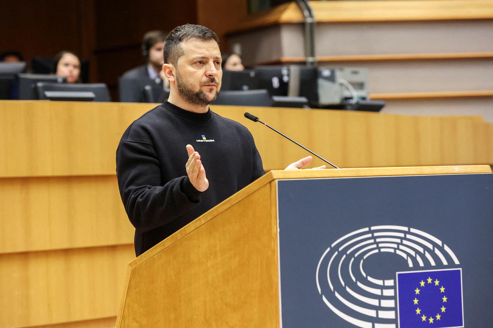 Ukrainian President Volodymyr Zelenskiy addresses the European Parliament, during his second international trip since Russia's invasion of Ukraine, in Brussels, Belgium February 9, 2023. Alain Rolland/European Union 2023/Handout via REUTERS ATTENTION EDITORS - THIS IMAGE HAS BEEN SUPPLIED BY A THIRD PARTY. MANDATORY CREDIT Photo: ALAIN ROLLAND/EU 2023/REUTERS