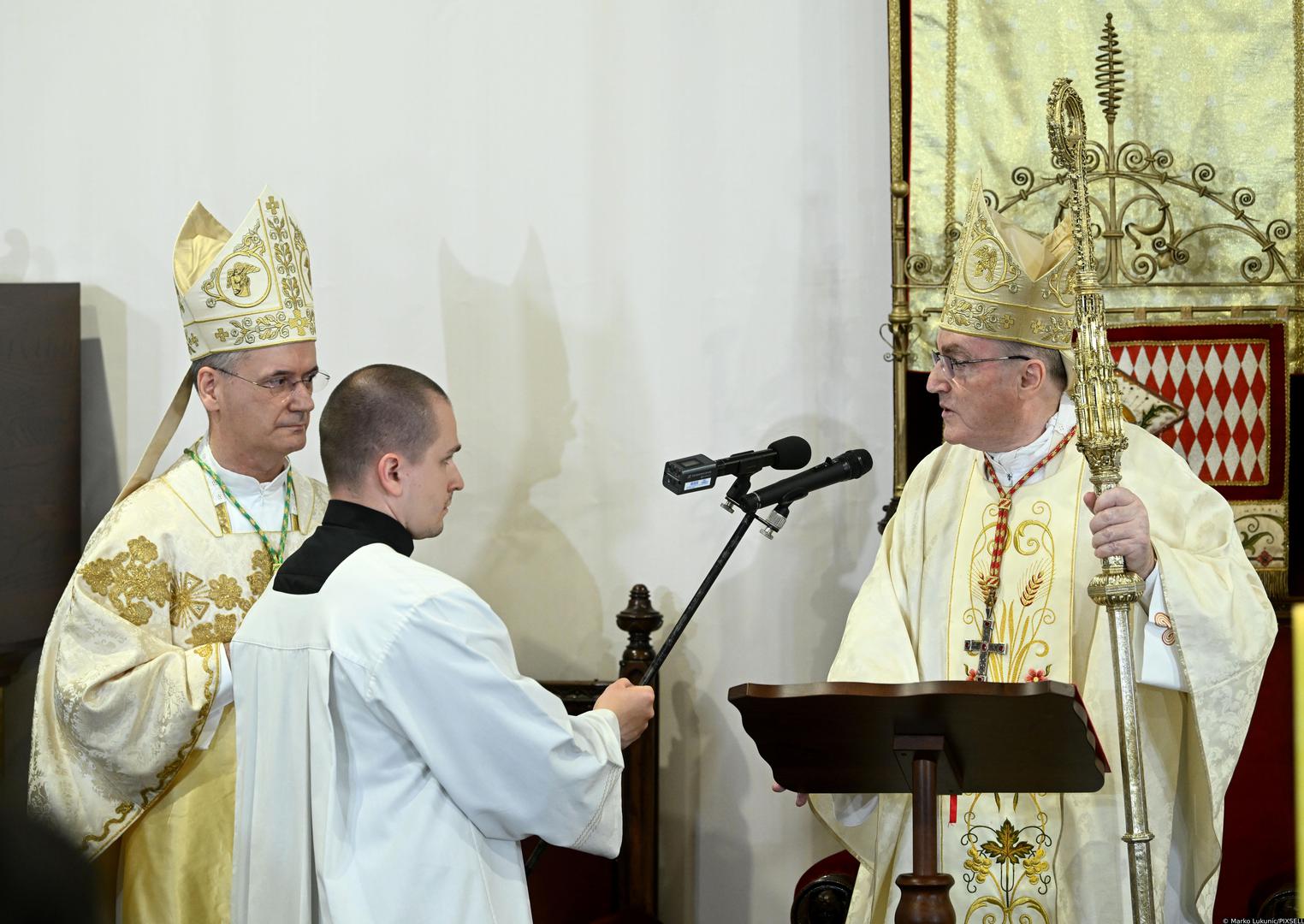 29.04.2023., Zagreb - Svecanim liturgijskim slavljem sluzbu novog zagrebackog nadbiskupa preuzeo je monsinjor Drazen Kutlesa postavsi tako 77. zagrebacki biskup, odnosno 9. nadbiskup metropolit zagrebacki.  Photo: Marko Lukunic/PIXSELL