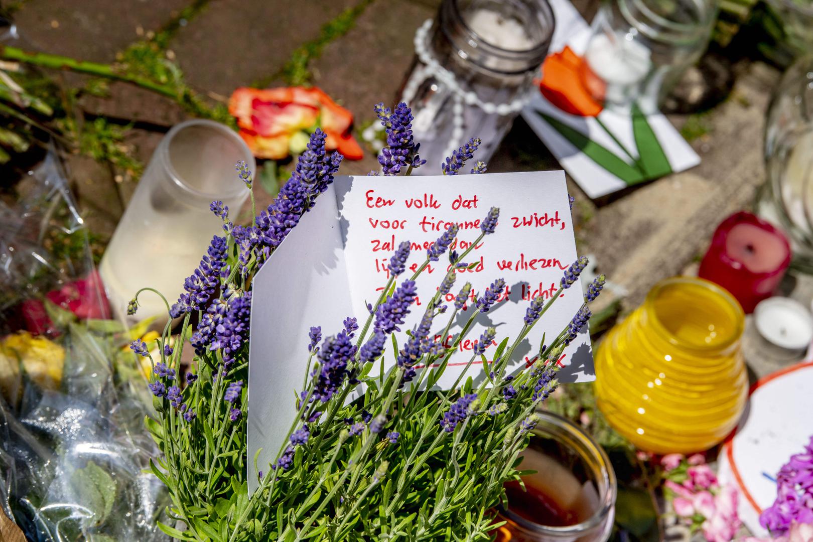 Tribute To The Journalist Injured In An Attack - Amsterdam Flowers, candles and messages of support to Peter R. de Vries in the Lange Leidsedwarsstraat in the center of Amsterdam. The crime reporter is seriously injured in hospital after an attempt on his life. The suspects of the attack are a 35-year-old Pole and a 21-year-old Rotterdammer. Amsterdam, Netherlands on July 8, 2021. Photo by Robin Utrecht/ABACAPRESS.COM Utrecht Robin/ABACA /PIXSELL