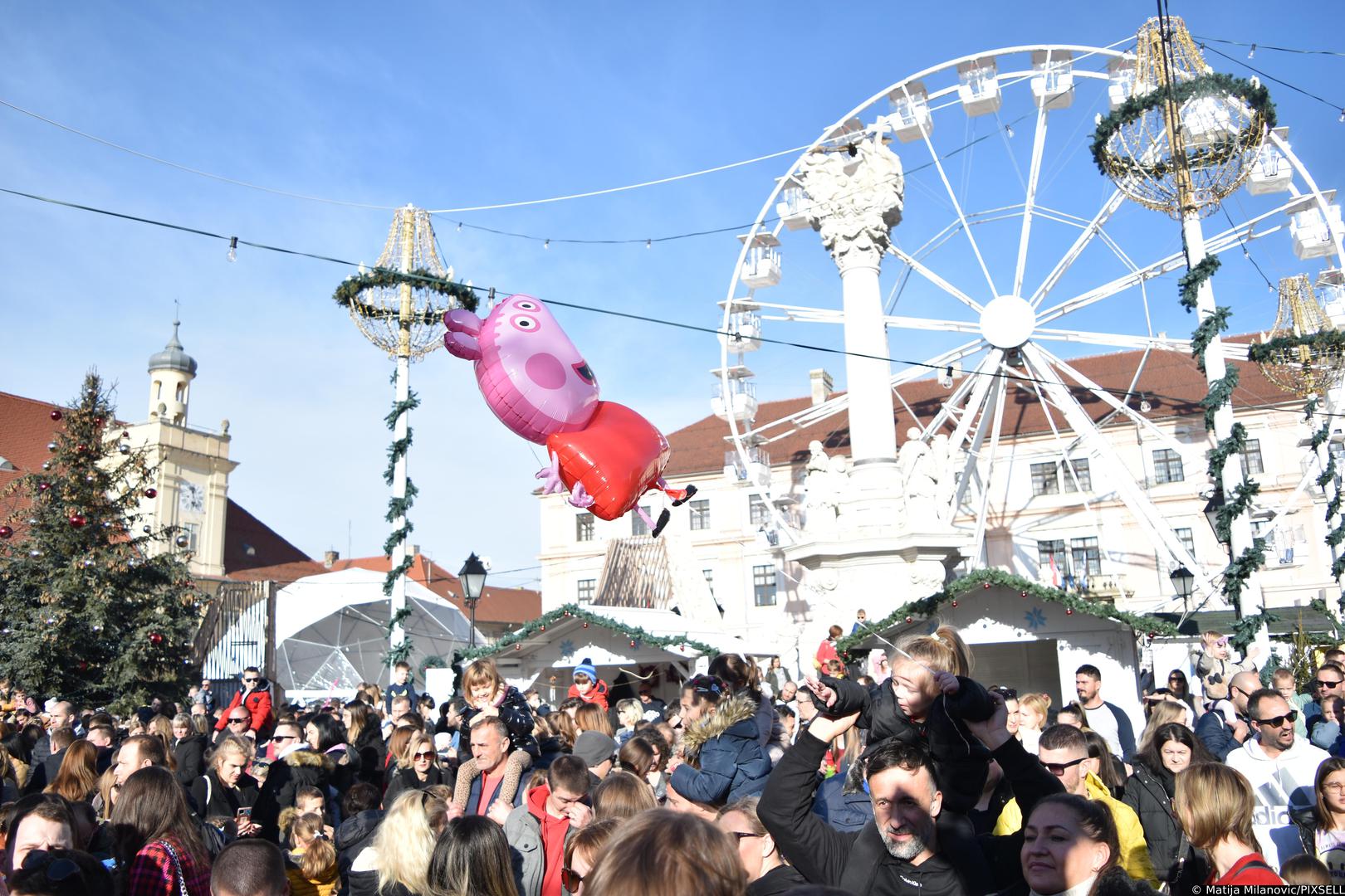 31.12.2022. Osijek - Docke  djecje Novu godine Photo: Matija Milanovic/PIXSELL