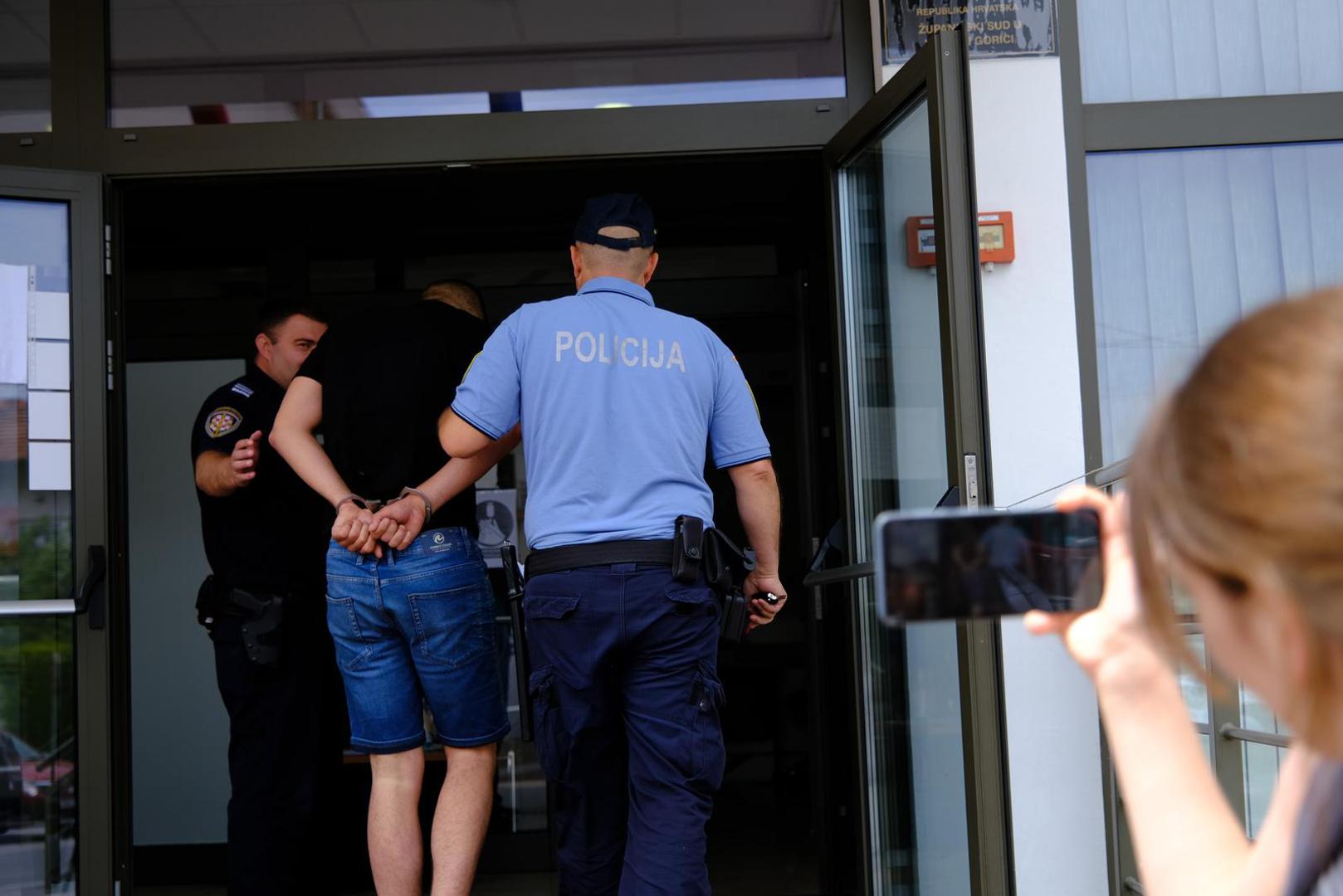 23.05.2022., Velika Gorica - U tijeku je ispitivanje navijaca nakon nereda na autocesti A1 kod Desinca. Dio navijaca doveden je na Zupanijski sud u Velikoj Gorici. Photo: Slaven Branislav Babic/PIXSELL