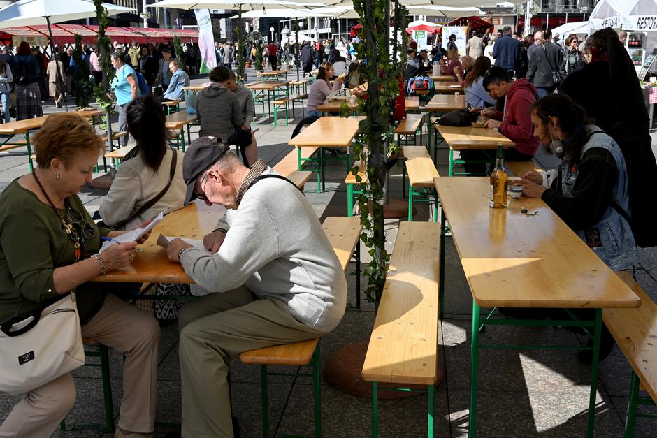 Zagreb: Na Trgu bana Josipa Jelačića održava se 14. ZeGeVege Festival