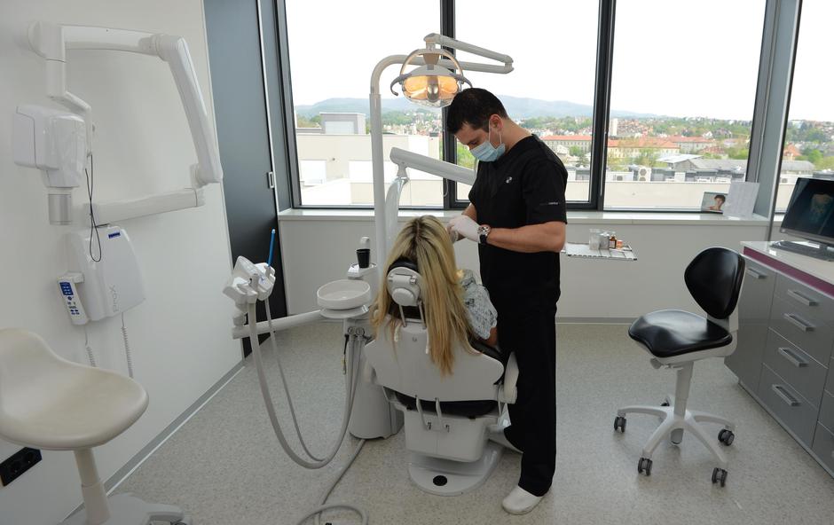 Dental centar B2