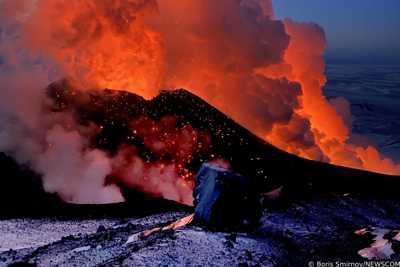 Klyuchevskaya Sopka erupts in Kamchatka, Russia