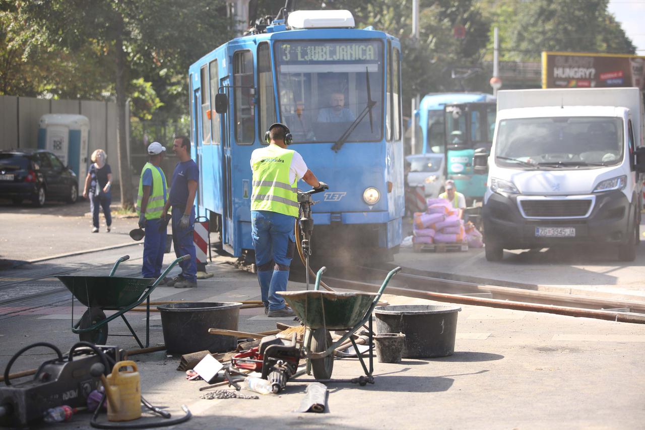 Zagreb: Velike gužve na Savskoj zbog sanacije tramvajske pruge