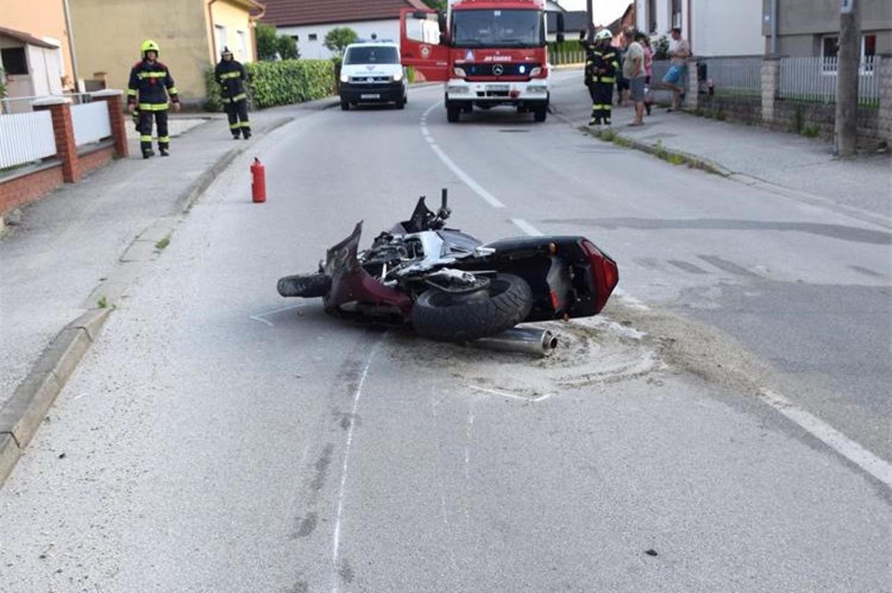 Prometna nesreća u Mačkovcu