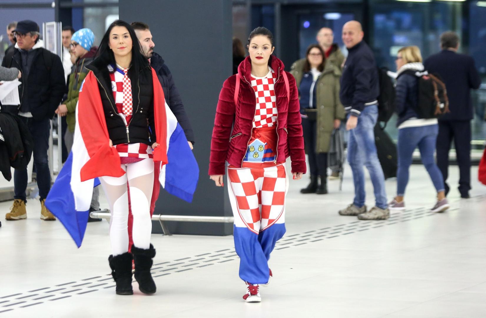 Hrvatski navijači iskoristili su zadnju priliku za ići na povijesno finale Europskog rukometnog prvenstva. 