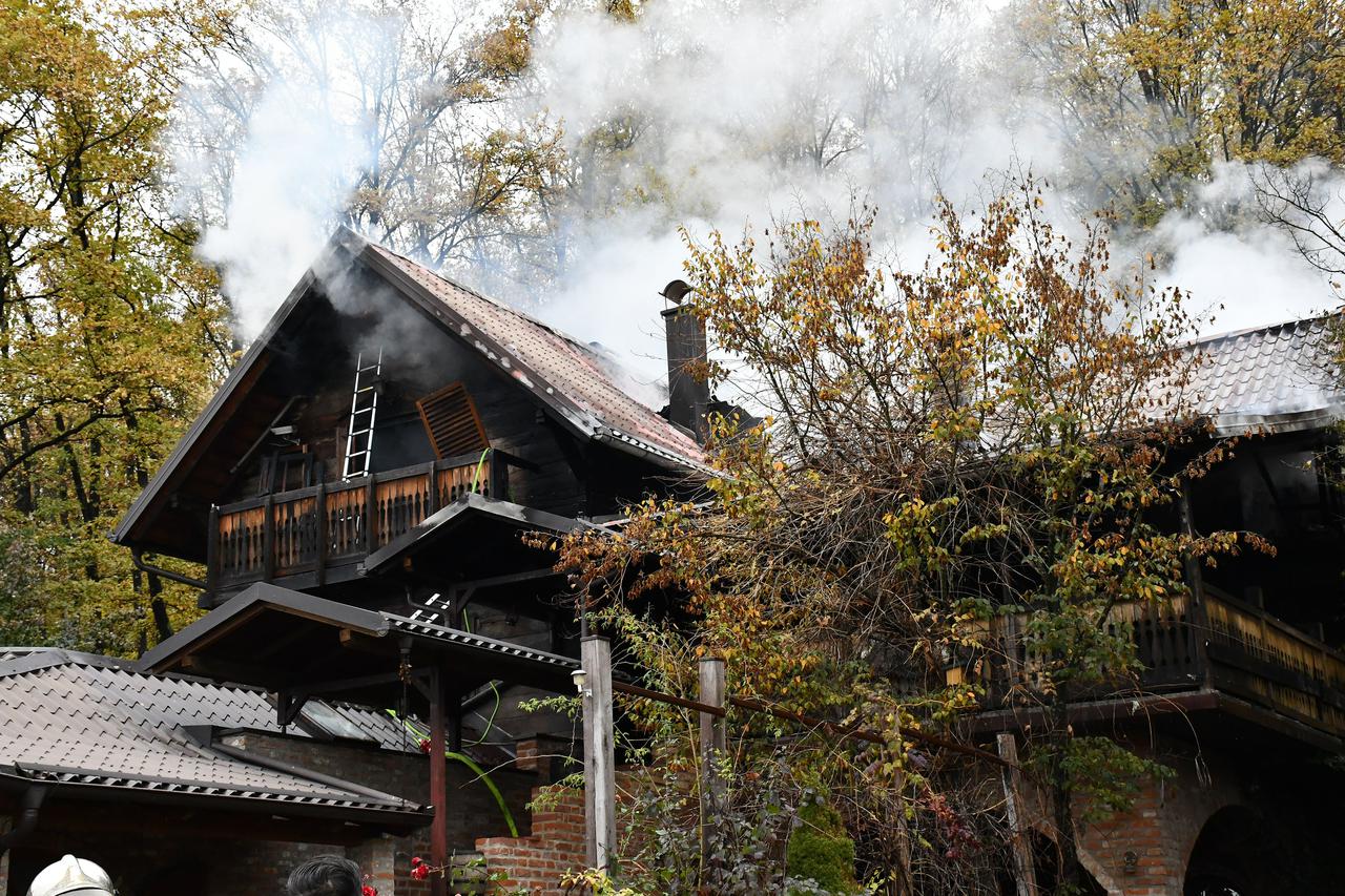 Buknuo požar na turističkom kompleksu pored Pleternice