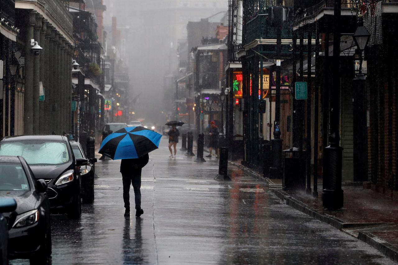 Hurricane Francine approaches the U.S. Gulf Coast