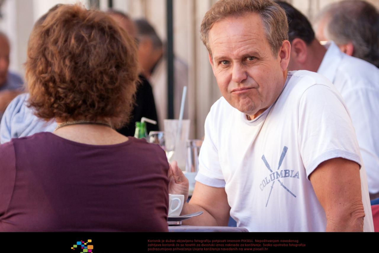 Peter MacNicol (1)