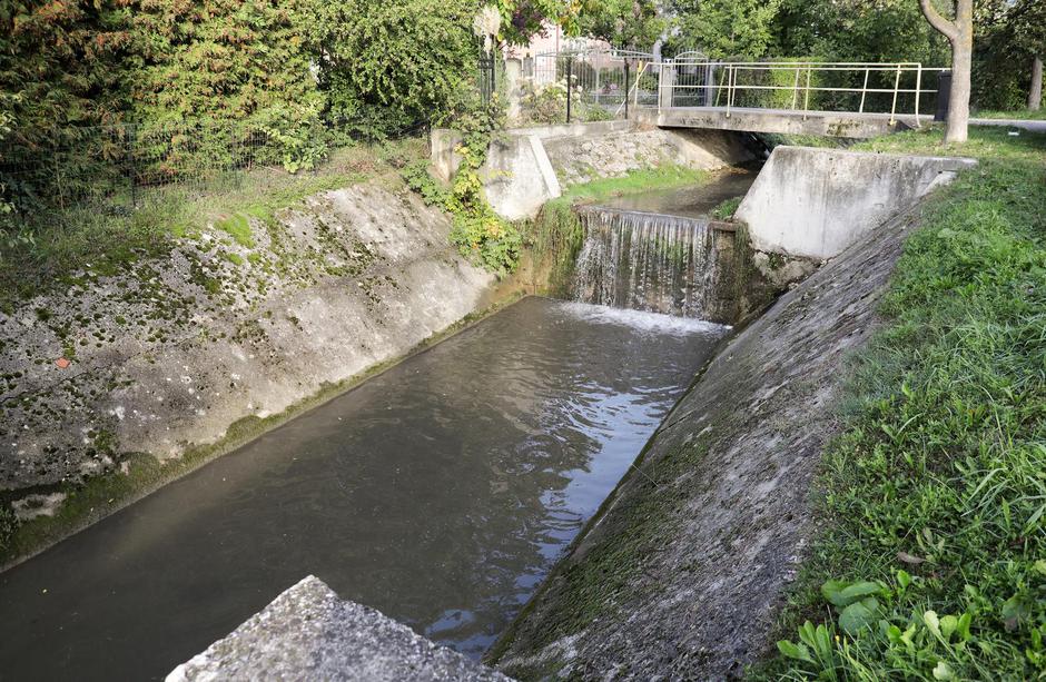 Zagreb: Nakon zagađenja jučer, danas je potok Vrapčak ponovno čist