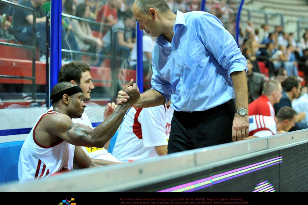 '22.09.2011., Zagreb - Kosarkaski centar Drazen Petrovic, Kup Drazena Petrovica. Finalna utakmica, KK Cedevita - KK Zagreb. Drazen Anzulovic, Dontaye Draper Photo: Marko Lukunic/PIXSELL'