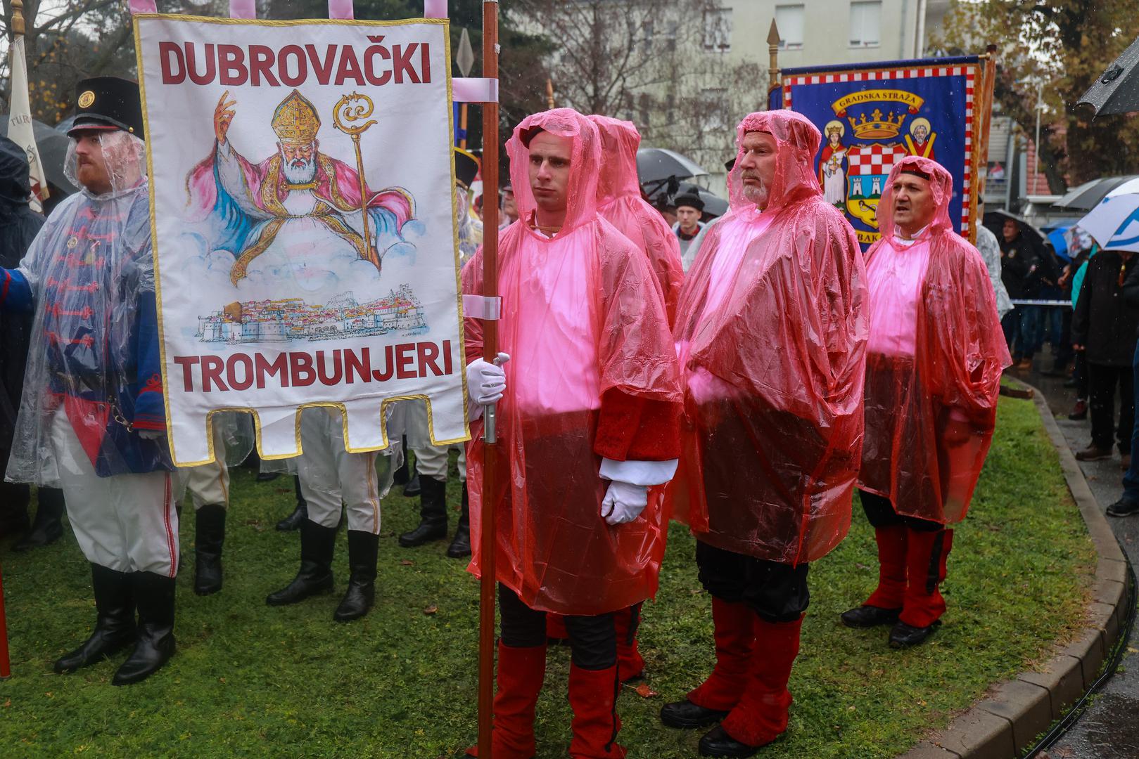 18.11.2022., Vukovar , Obiljezavanje  Dana sjecanja na zrtvu Vukovara 1991. - 2022. Prigodni program "Vukovar - mjesto posebnog Domovinskog pijeteta" pocet ce  u krugu Nacionalne memorijalne bolnice „Dr. Juraj Njavro“, nakon toga ulicama grada Vukovara  krenuti ce Krizni put - Kolona sjecanja do Memorijalnog groblja. Photo: Davor Javorovic/PIXSELL