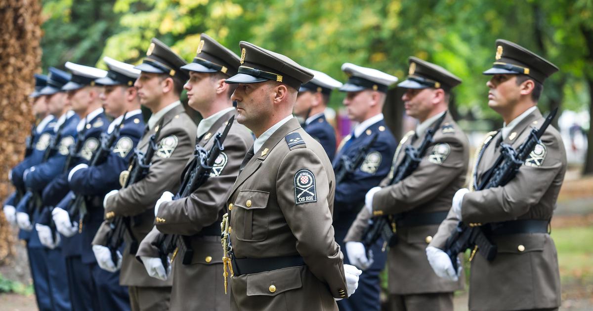 Galerija Nitko ne objašnjava zašto se braniteljima mirovine nije vratilo davno prije str