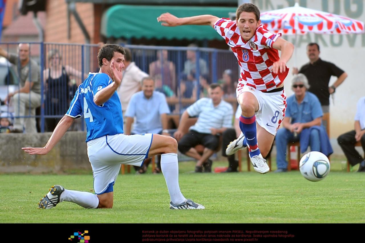 '19.07.2011., stadion Sloga, Cakovec - Prijateljska utakmica, NK Sloga Cakovec - hrvatska reprezentacija U-20. Arijan Ademi.   Photo: Marko Jurinec/PIXSELL'