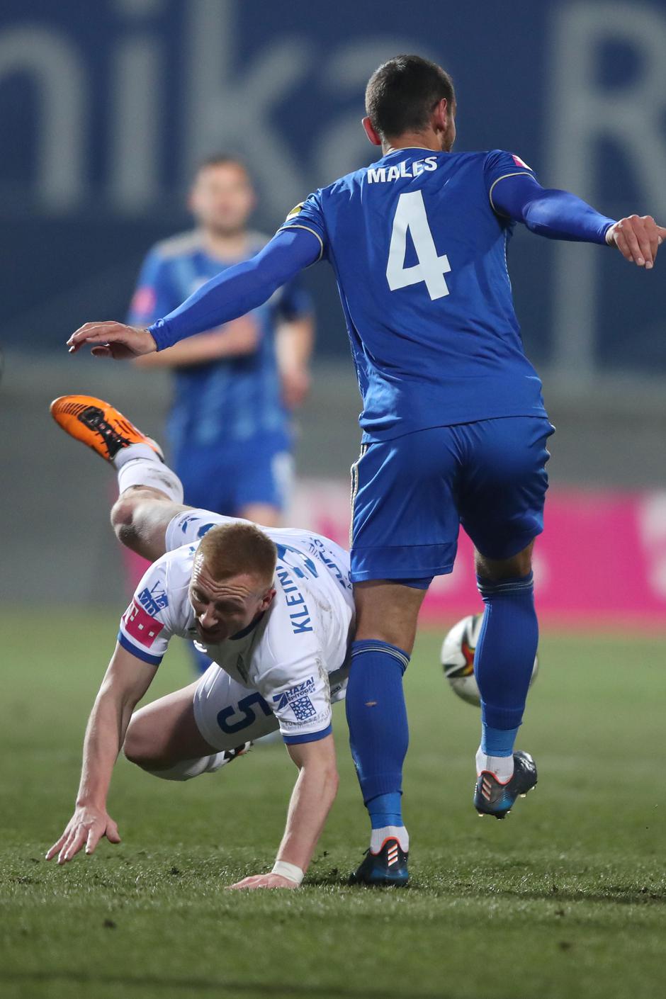 Nogometaši Lokomotive i Osijeka odigrali su 0:0 u prvom susretu 26. kola Prve HNL 