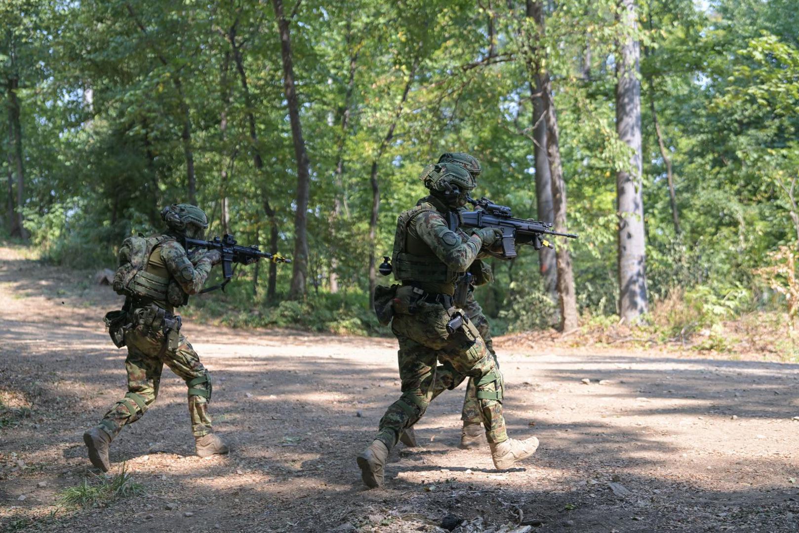 05, September, 2024, Loznica - Tactical training of special units of the Serbian Army "Drina 2024" was held in the area of ​​the Gucevo mountain. Photo: Marijana Jankovic/Ministarstvo odbrane i vojske Srbije/ATAImages

05, septembar, 2024, Loznica  - Odrzana takticka vezba specijalnih jedinica  Vojske Srbije "Drina 2024" u rejonu planine Gucevo. Photo: Marijana Jankovic/Ministarstvo odbrane i vojske Srbije/ATAImages Photo: Ministarstvo odbrane i vojske Srbije/ATAImages/PIXSELL