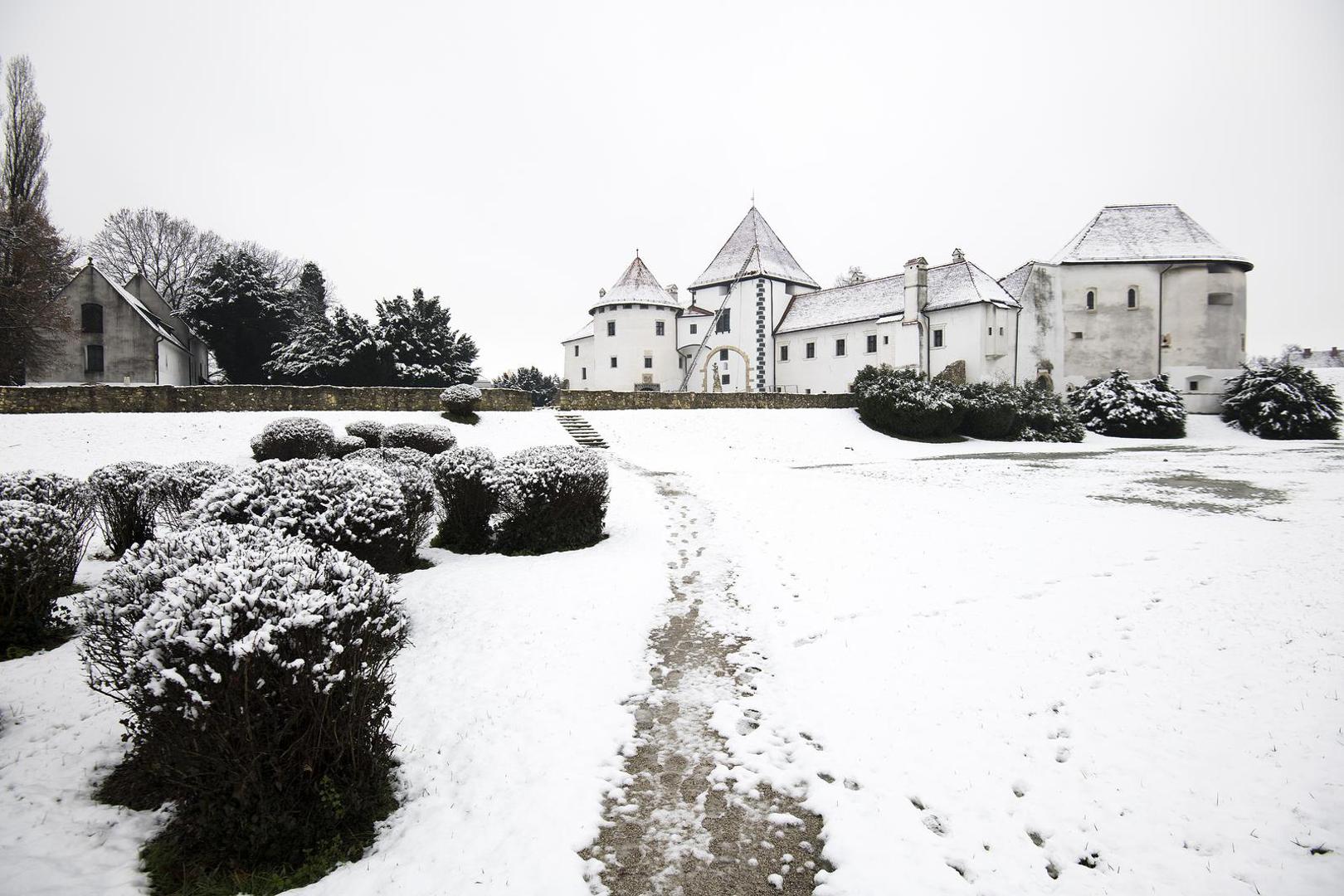 Varaždin pod snijegom izgleda kao bajka