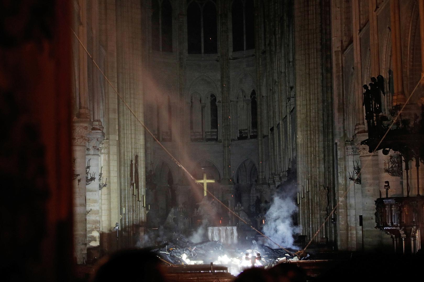 Podsjetimo, požar u katedrali Notre-Dame izbio je 15. travnja 2019. godine oko 18.20 sati ispod krova katedrale u Parizu, a ugašen je petnaest sati kasnije.