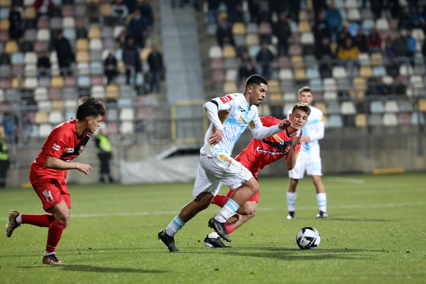 Rijeka nakon Hajduka svladala i zadnju momčad tablice, na Rujevici pala  Gorica (2:0) - Večernji.hr