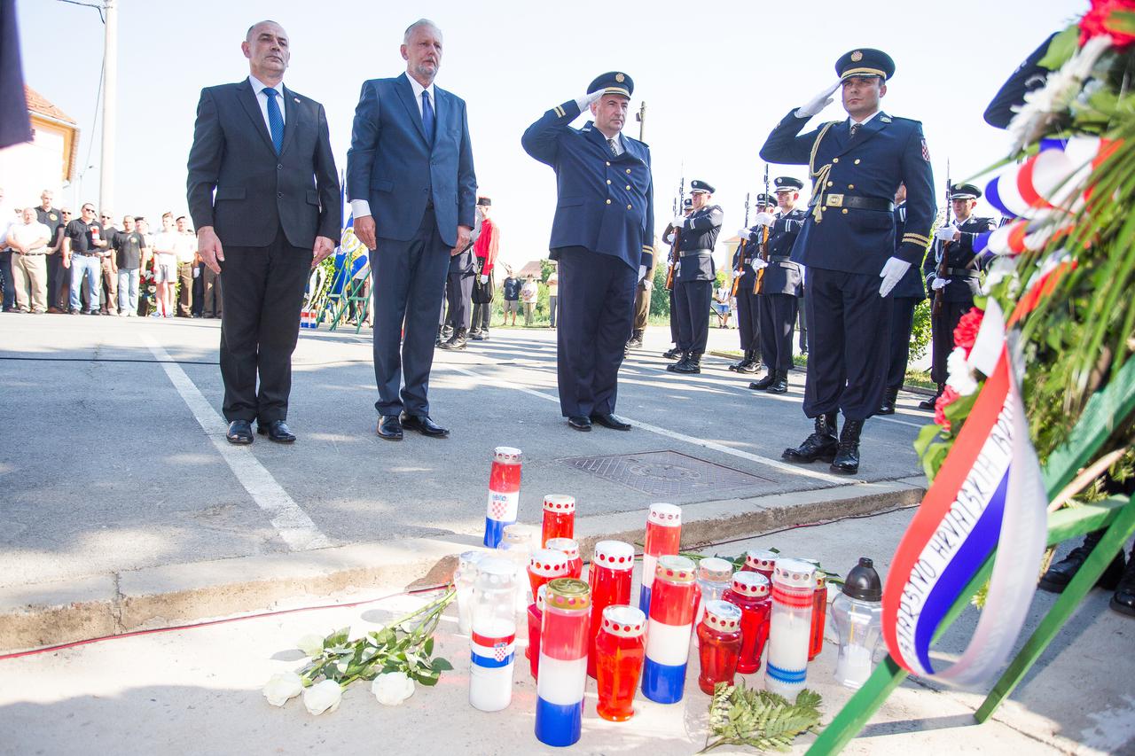 Obilježavanje 26. godišnjice pogibije policajaca iz Dalja