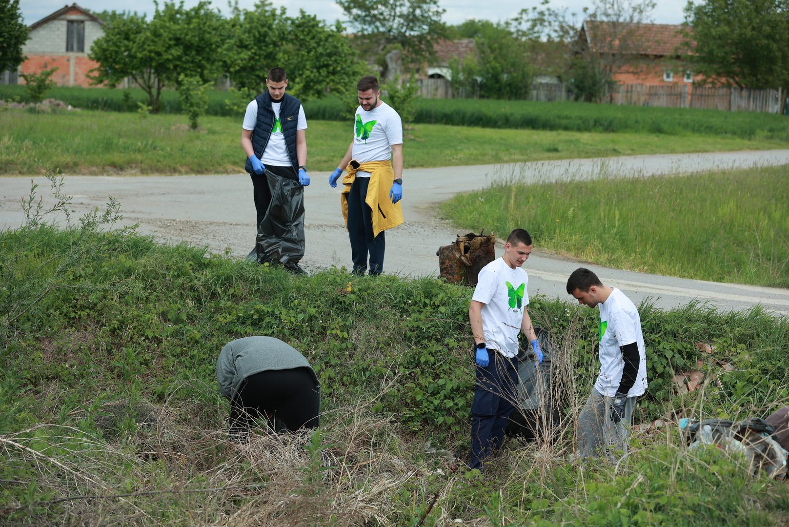 PRI KORISTENJU FOTOTGRAFIJE ZASTITITI IDENTITET DJETETA! (PREKRITI OCI). 21.04.2024., Bosnjaci - Rezolucija Zemlja akcija ciscenja Savjet mladih Opcine Bosnjaci. Photo: Davor Javorovic/PIXSELL