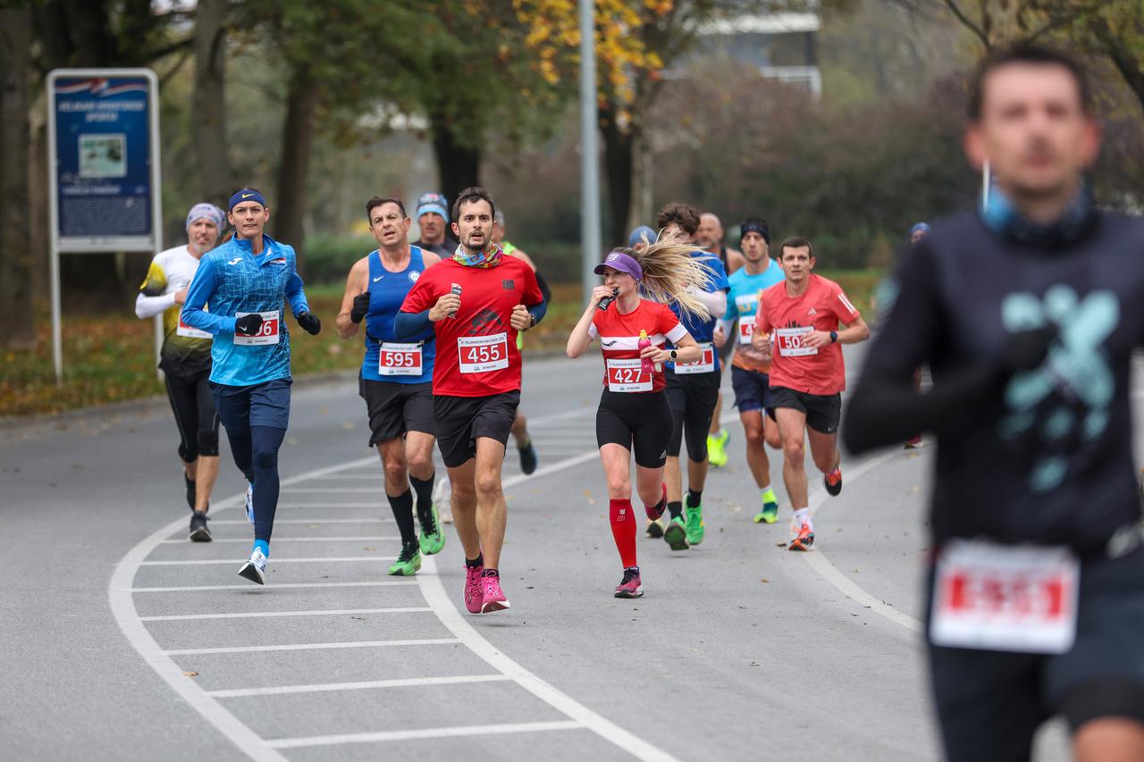 Zagreb: 37. polumaraton Ivan Starek na jezeru Jarun