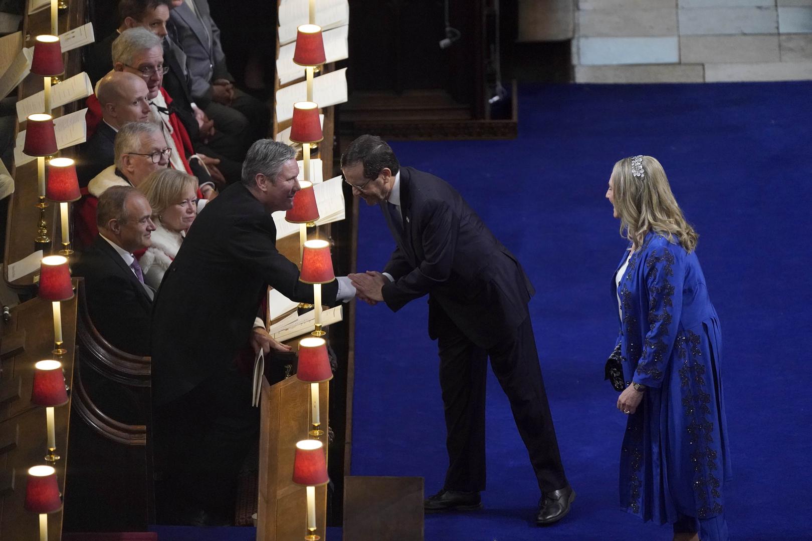 Labour leader Sir Keir Starmer shakes hands with President of Israel Isaac Herzog at the coronation of King Charles III and Queen Camilla at Westminster Abbey, London. Picture date: Saturday May 6, 2023. Photo: Andrew Matthews/PRESS ASSOCIATION