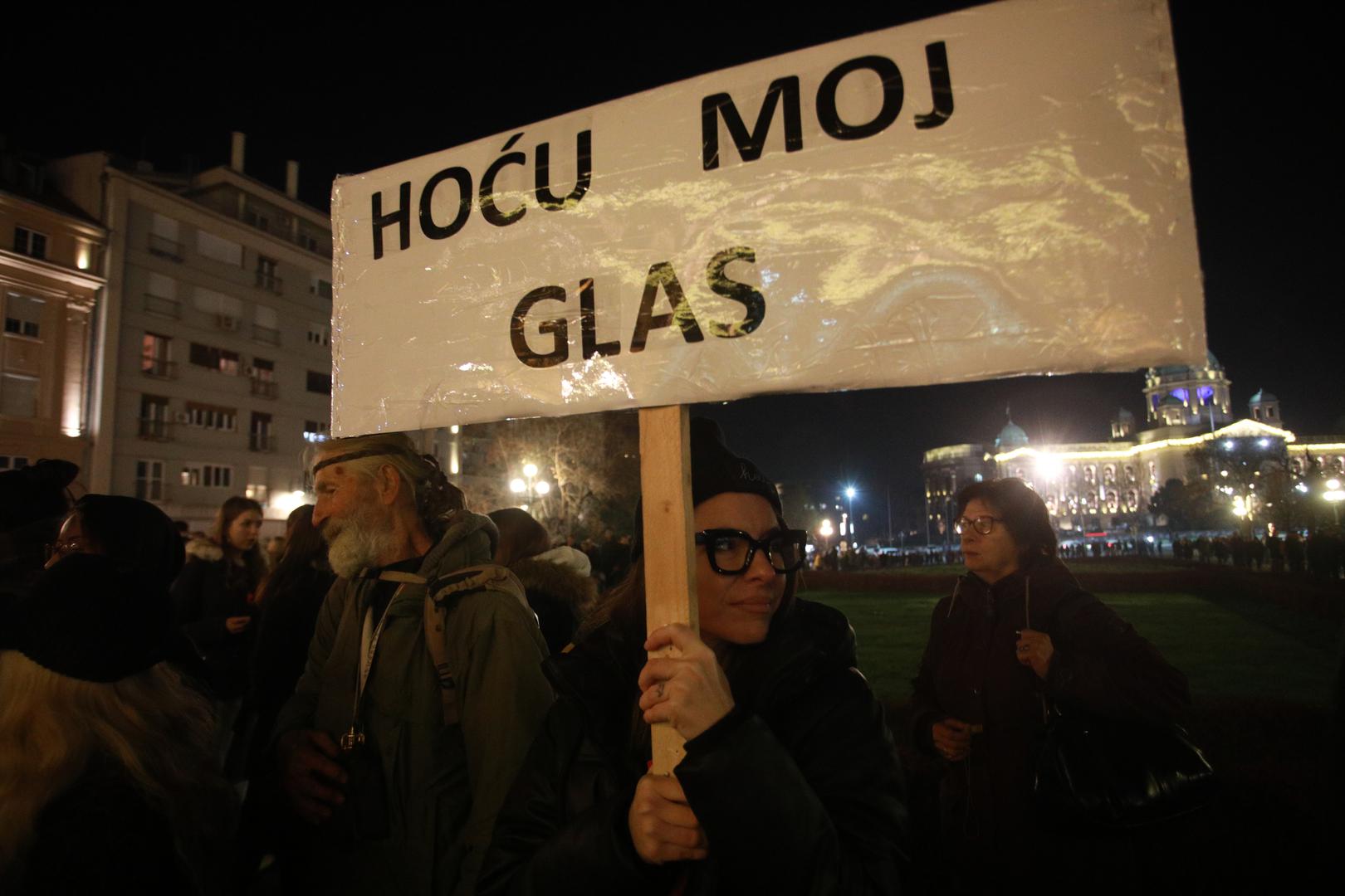 18, December, 2023, Belgrade - In front of the headquarters of the Republic Election Commission in Kralja Milan Street, a protest organized by the coalition "Serbia against violence" is underway due to the "stealing of the citizens' electoral will". Photo: Milos Tesic/ATAImages

18, decembar, 2023, Beograd - Ispred sedista Republicke izborne komisije u Ulici kralja Milana u toku je protest koji je organizovala koalicija "Srbija protiv nasilja" zbog "kradje izborne volje gradjana". Photo: Milos Tesic/ATAImages Photo: Milos Tesic/ATAImages/PIXSELL