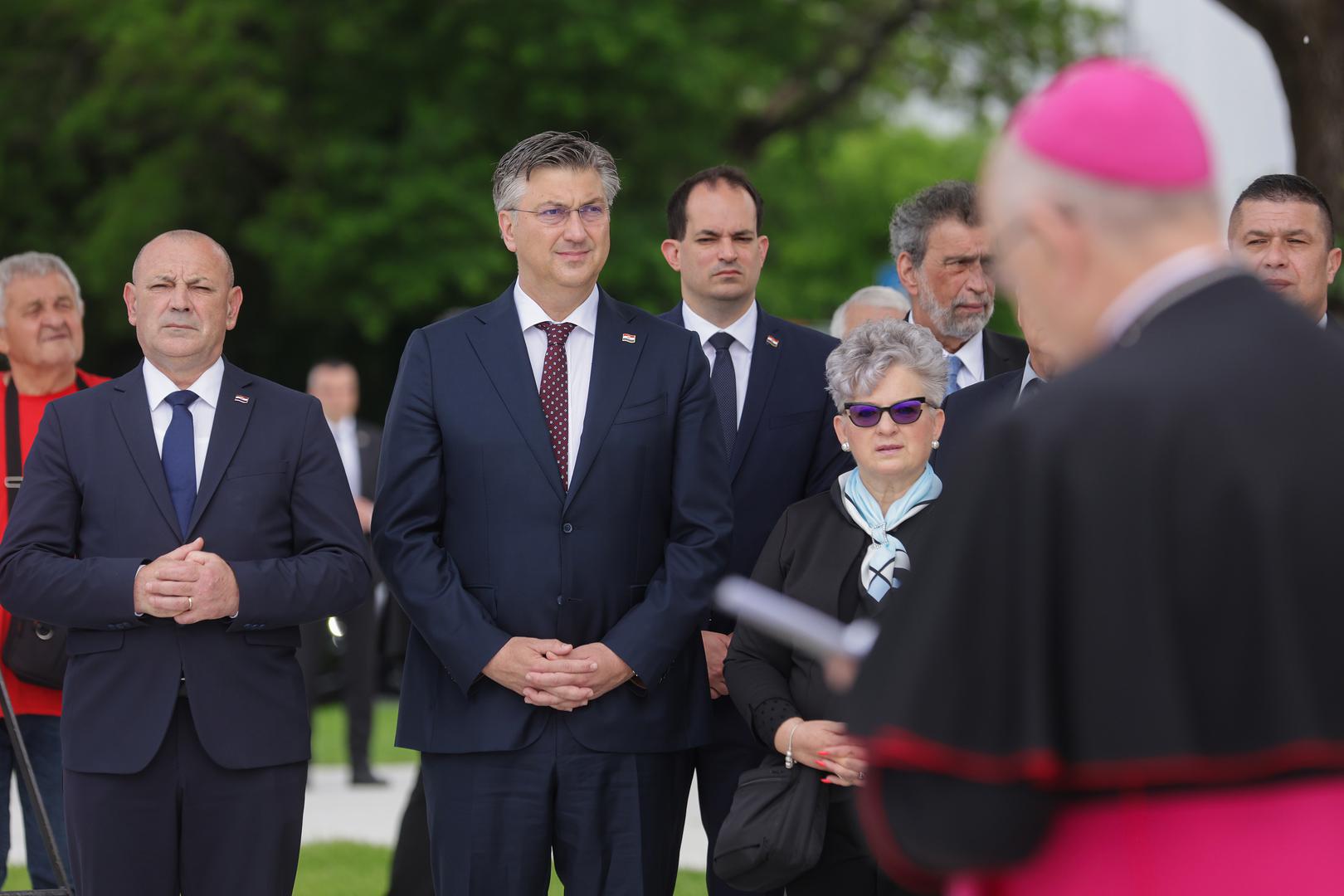 30.05.2023., Zagreb - Povodom obiljezavanja Dana drzavnosti Hrvatske, predsjednik Hrvatskog sabora Gordan Jandrokovic i premijer Andrej Plenkovic polozili su vijence i svijece na spomenik domovini. Photo: Luka Stanzl/PIXSELL