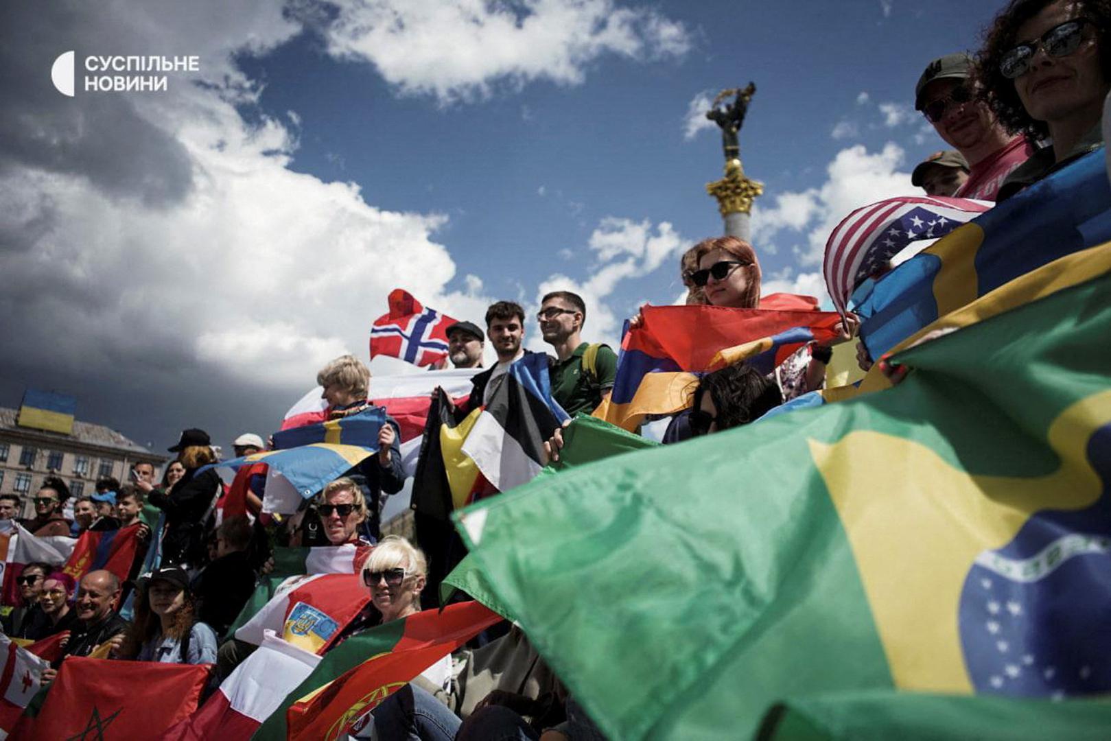 Ryan W. Routh, a suspect identified by news organizations, as the FBI investigates what they said was an apparent assassination attempt in Florida on Republican presidential nominee and former U.S. President Donald Trump, is seen during a rally for support of Ukraine, at the Independence Square in Kyiv, Ukraine, May 29, 2022. Yelyzaveta Servatynska/Public Broadcasting Company of Ukraine Suspilne/Handout via REUTERS. ATTENTION EDITORS - THIS IMAGE HAS BEEN SUPPLIED BY A THIRD PARTY. NO RESALE. NO ARCHIVES. DO NOT OBSCURE LOGO. Photo: YELYZAVETA SEVATYNSKA/SUSPILNE U/REUTERS