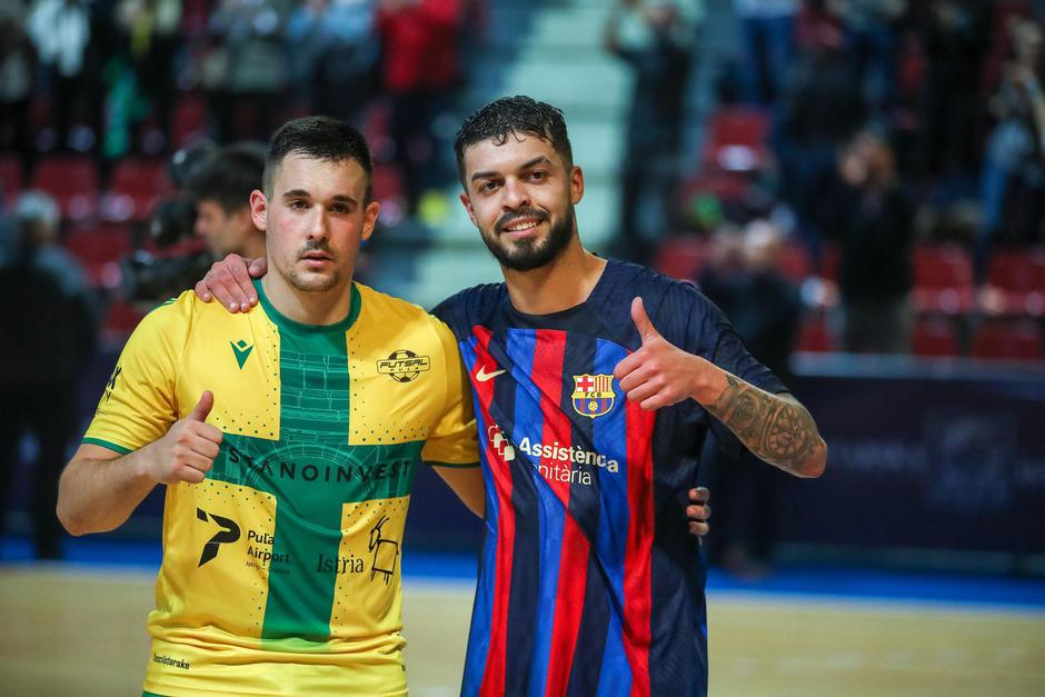 Pula: Elitna runda UEFA Futsal Lige prvaka, Barca - Pula