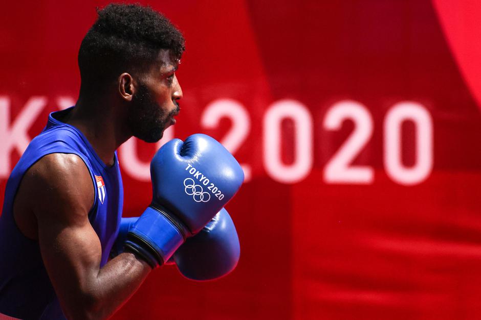 (TOKYO2020)JAPAN-TOKYO-OLY-BOXING-MEN'S LIGHT-FINAL BOUT