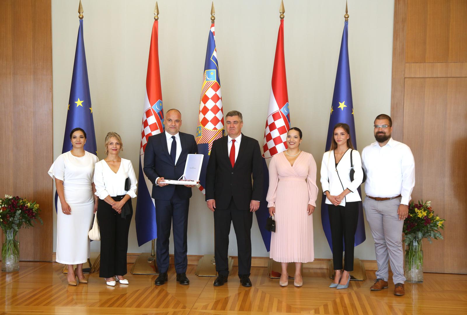 27.08.2024., Zagreb - Predsjednik Zoran Milanovic odlikovao je Danijela Markica,  v.d. ravnatelja Sigurnosno-obavjestajne agencije. Photo: Zeljko Hladika/PIXSELL