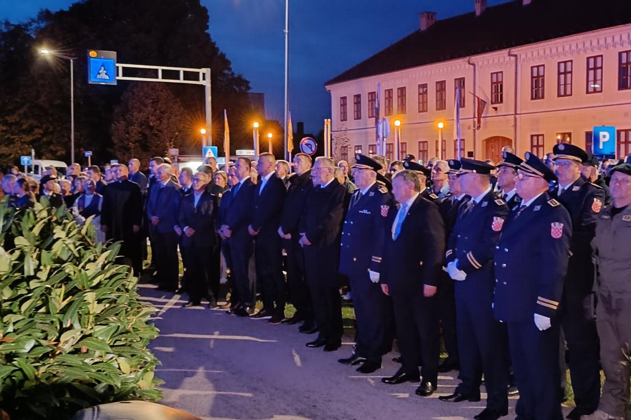 Komemorativni skup u spomen na 97 policajaca ubijenih i nestalih u obrani Vukovara