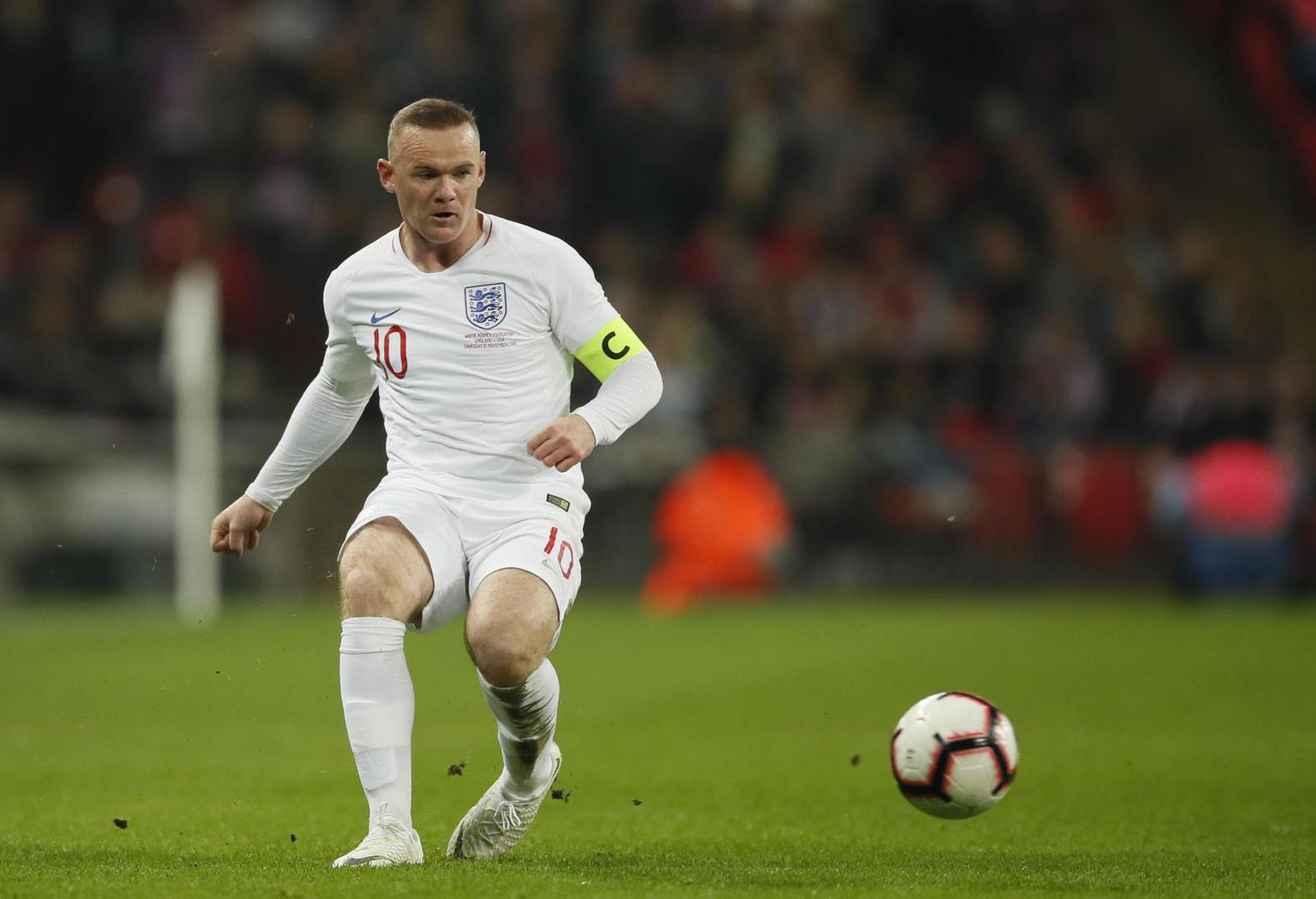 Jedan od najvećih napadača i golgetera u povijesti Engleske, Wayne Rooney odlučio se podvrgnuti zahvatu kada je na kraju karijere počeo gubiti kosu.