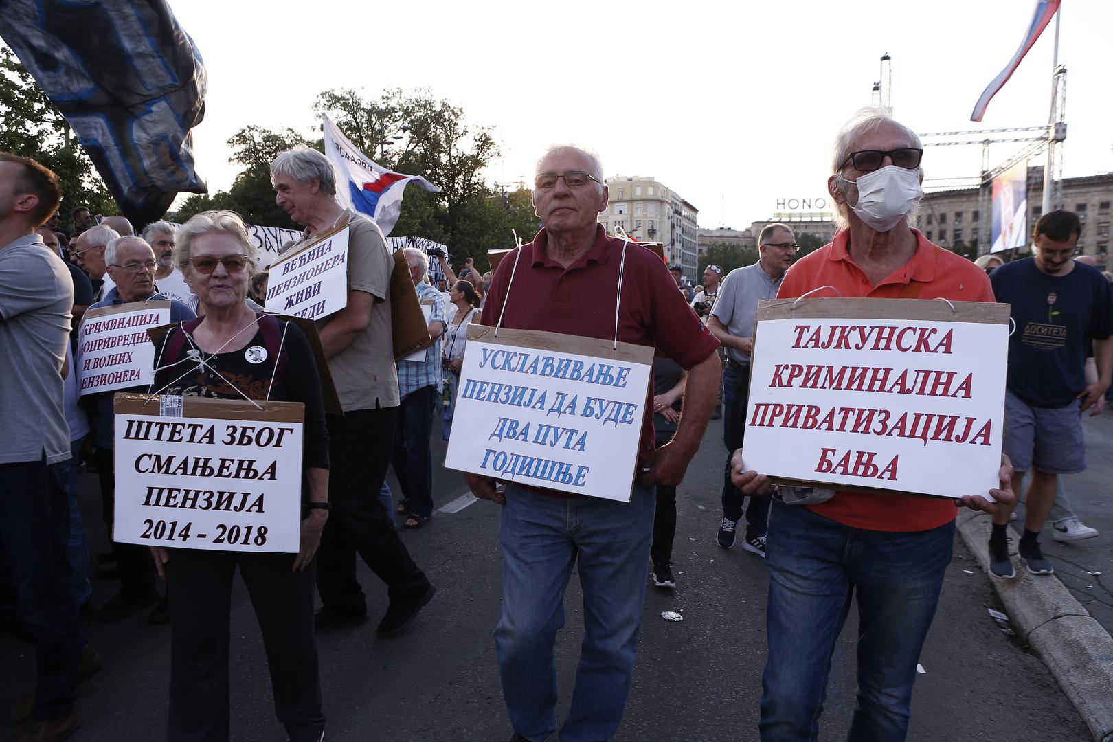 03, June, 2023, Belgrade -  In front of the House of the National Assembly, the fifth protest called "Serbia against violence" started, organized by a part of the pro-European opposition parties. Photo: Amir Hamzagic/ATAImages

03, jun, 2023, Beograd - Ispred Doma narodne skupstine poceo je peti protest pod nazivom "Srbija protiv nasilja" u organizaciji dela proevropskih opozicionih stranaka. Photo: Amir Hamzagic/ATAImages Photo: Amir Hamzagic/ATA Images/PIXSELL