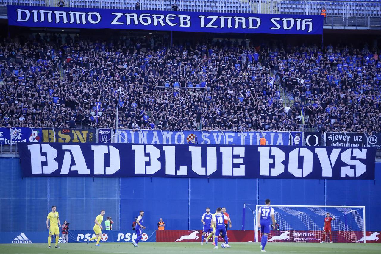 Atmosfera na stadionu Maksimir tijekom utakmice Dinama i Astane