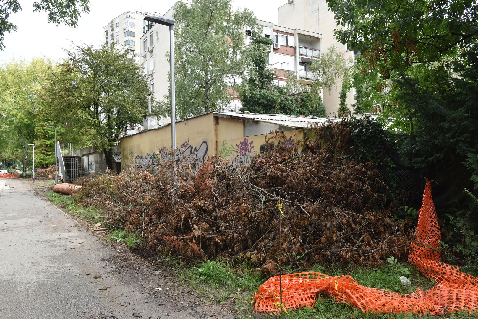 30.8.2023., Zagreb - Reportaza iz Novog Zagreba cije su javne povrsine zapustene. Photo: Davorin Visnjic/PIXSELL