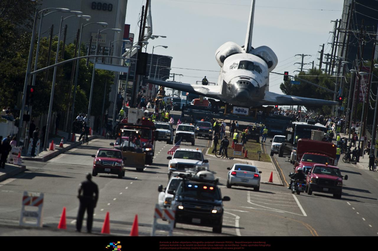 Endeavour (1)