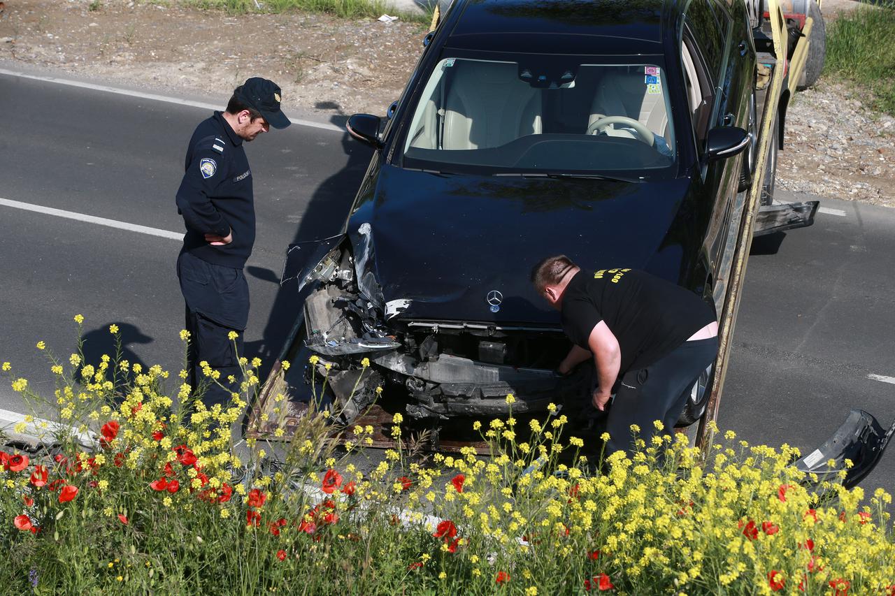 Zabio se autom u stup i prouzročio veliku gužvu na privremenoj cesti kod Savskog nasipa