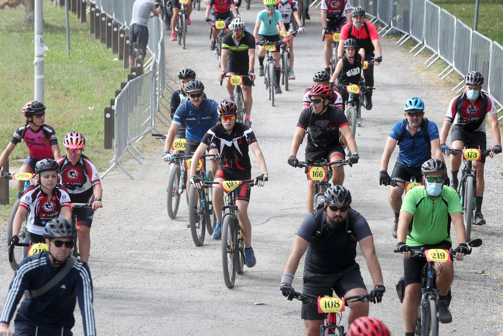 20.09.2020., Zagreb, Bundek - Gravelman Zagreb 2020. nova biciklisticka utrka humanitarnog karaktera duga 100km. Dio prihoda ide u dobrotvorne svrhe udruzi Crveni Nosovi.
Photo: Igor Kralj/PIXSELL